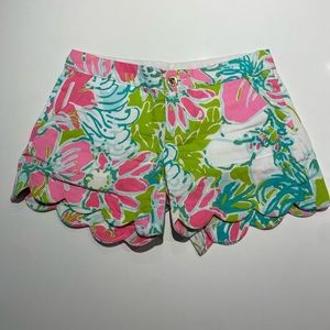 Lilly Pulitzer Women’s Buttercup Shorts with Scallop Hem